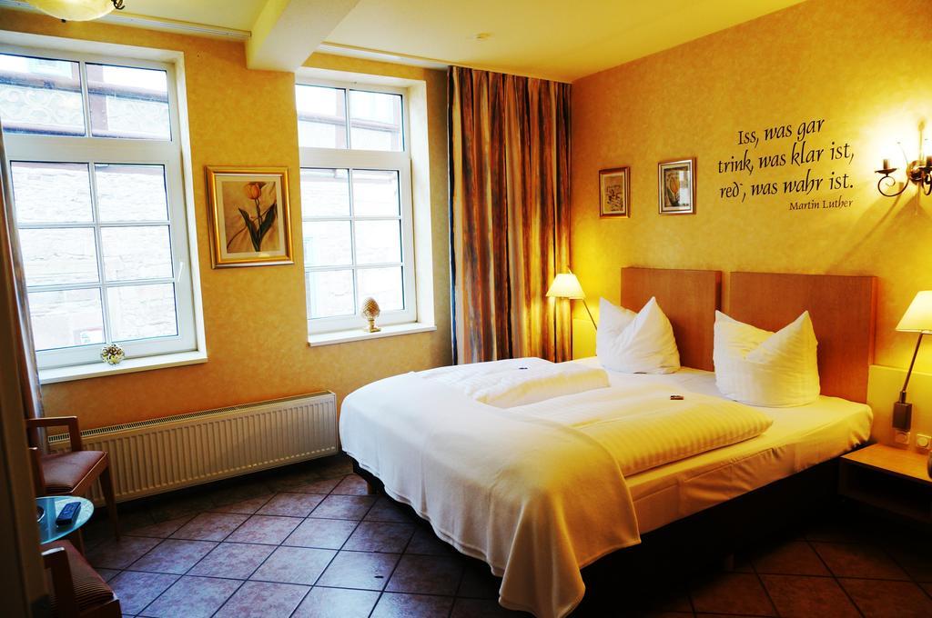 Hotel Goldener Anker Боденвердер Номер фото