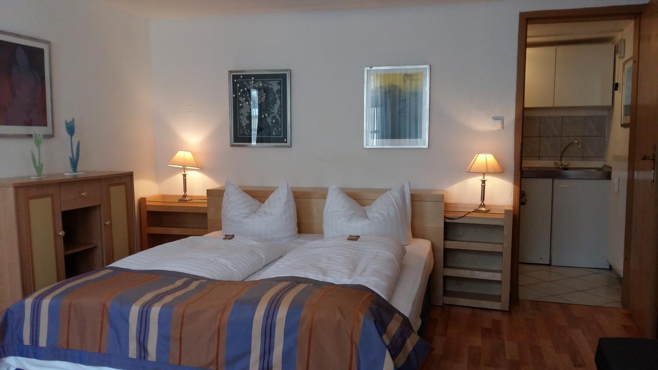 Hotel Goldener Anker Боденвердер Экстерьер фото